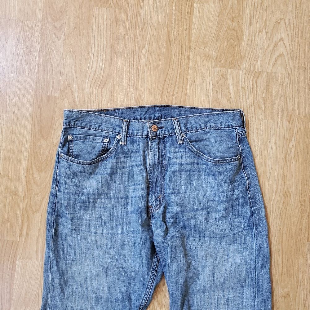 Levi's 505 Regular-Fit Straight Leg Jeans sz 36x28 - Picture 2 of 9